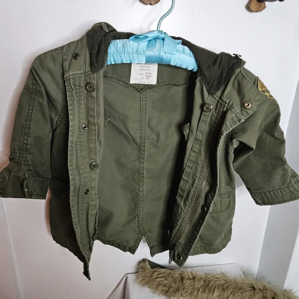 Zara Baby Boy  Army Green Faux‎ Fur Hooded Winter Jacket Coat Size 18 24 Months